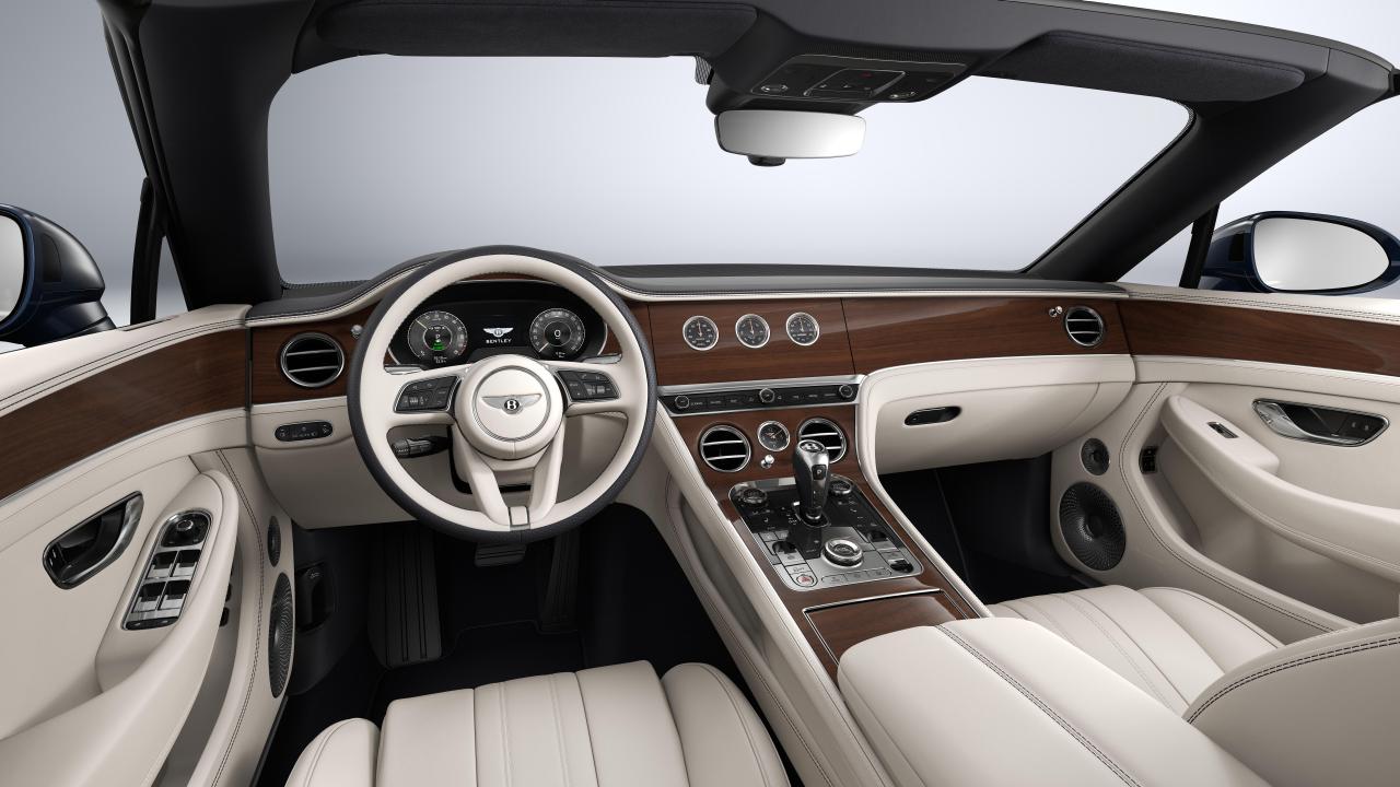 新型コンチネンタル GTC | コンチネンタル GTC シリーズ | ベントレー